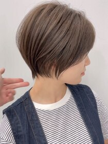 山口》20代30代40代◎小顔似合わせ☆ショートボブ/ミディアム：L169999434｜プラチナ (PLATINA)のヘアスタイル｜ホットペッパービューティー