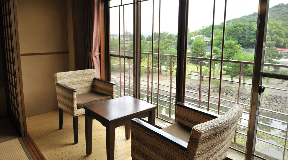 Tokiwa Hotel: Top-Tier Garden in