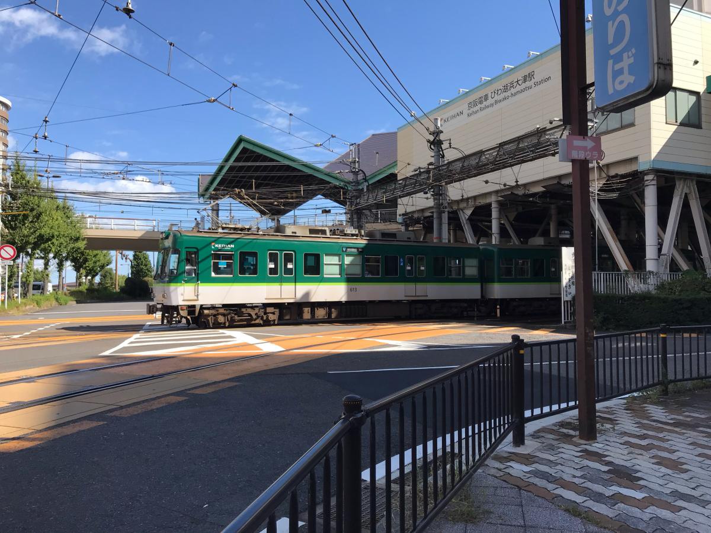 京阪電車に乗って、びわ湖浜大津駅で降りる - シュミカコ