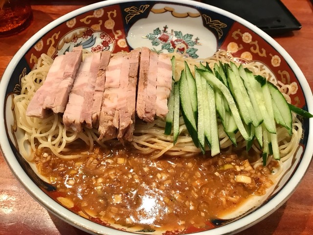 尾道ラーメン八じゅう蒲田本店 | 宮古そばそば、何のっけるべきかわからんかったんで鶏ももと生姜とネギで食べたら それはそれでとてもおいしかったです😊 