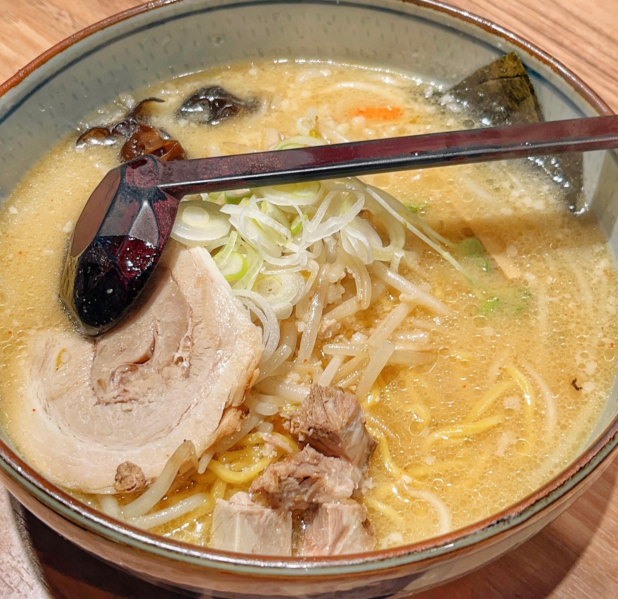 初訪問】ラーメン屋さん めん工場(栃木県宇都宮市) ラーメン&半チャーハンセットを食べてみた | にんかなブログ