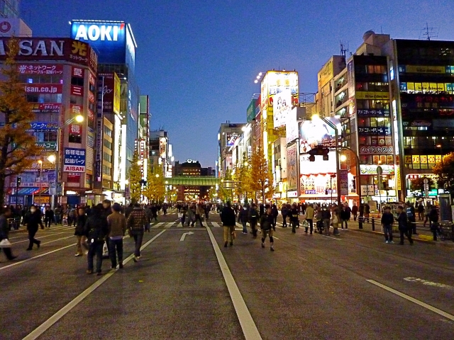 抜きナシ」VS「抜きアリ」…新宿でメンズエステを利用するならどっち？【エステ図鑑東京】