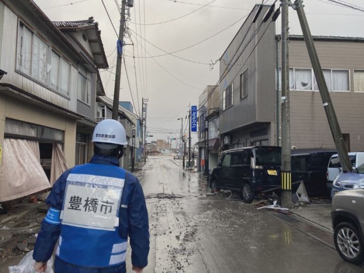 豊橋で乗用車が県道暴走 | 東愛知新聞