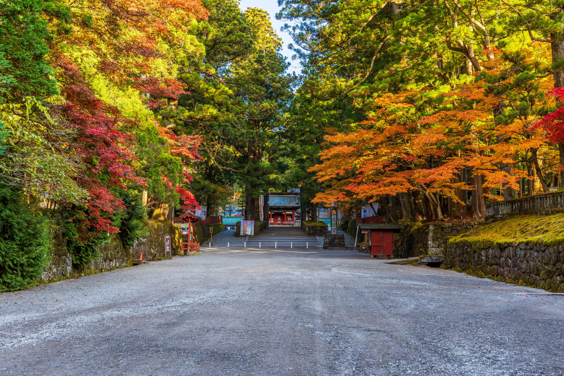 2024】 兵庫で穴場の紅葉スポット9選！お寺やドライブ満喫コースも紹介 - 日本の観光メディアMATCHA