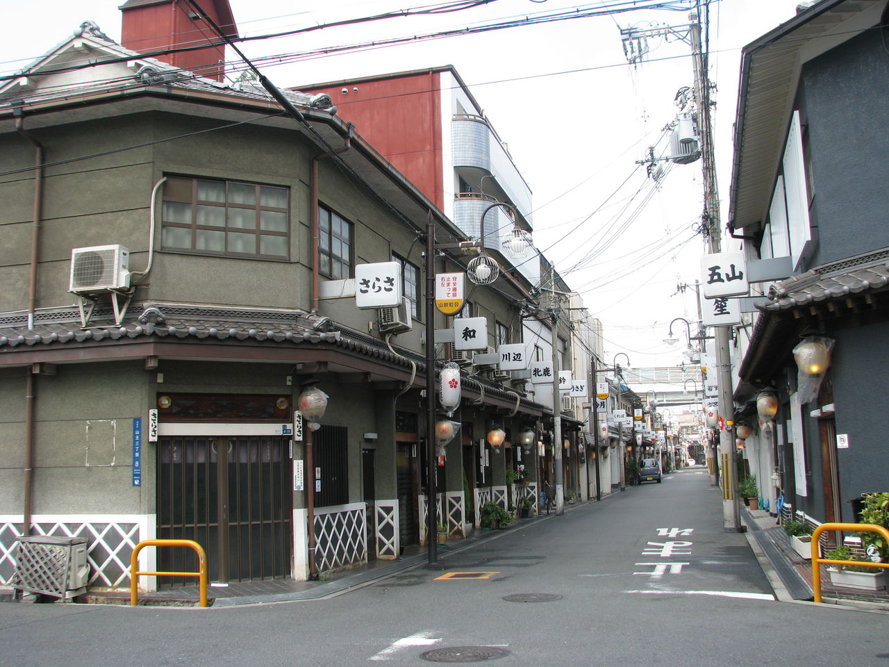 飛田新地（大阪） 写真素材 [ 6356008 ]