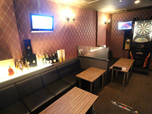 Lounge 湊々(ラウンジ ウミ)の店舗情報！ - 奈良県奈良市