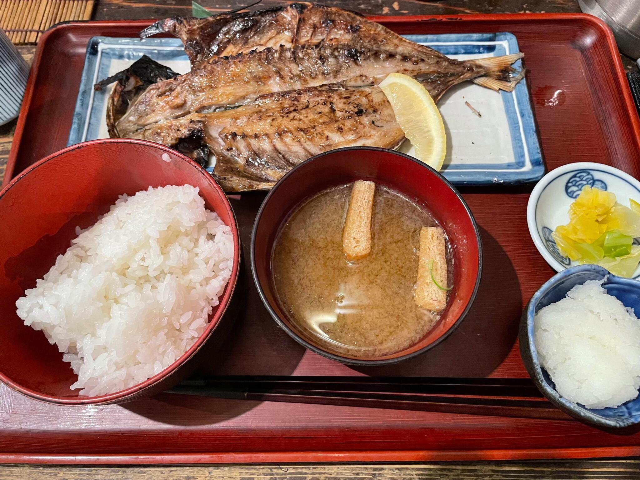 家庭の味を思い出したい方必見！炭火焼 魚・肉 食堂 こがね屋