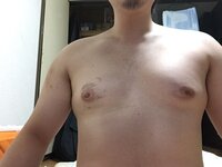 男の胸の脂肪はコレで落とそう！腕立て伏せじゃ落ちない？ - Fitmo