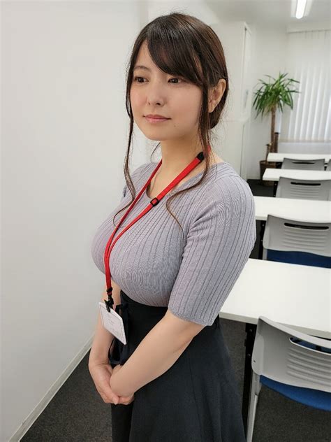 Amazon.co.jp: 48歳美熟女の超本気（勝負下着 全250人収録）【AI写真集】