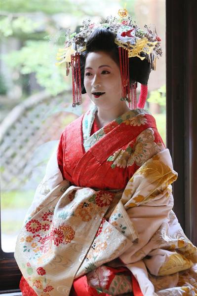 先週の 日本橋人形町菓子河岸 での店頭販売で、パイナップルケーキがデビューしました。 -