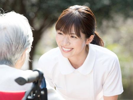 伊豆高原(ゆうゆうの里)(伊東市)の看護師・准看護師(正社員)の求人・採用情報 | 「カイゴジョブ」介護職の求人・転職・仕事探し