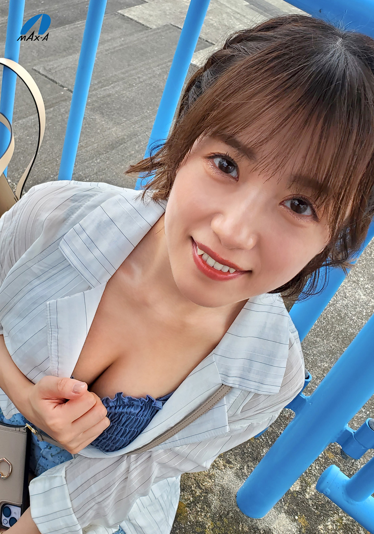 長瀬麻美のアダルト版メーカーコンテンツ「AV撮影 リアルSEX 忘れられない元カレと二人きりでSEX