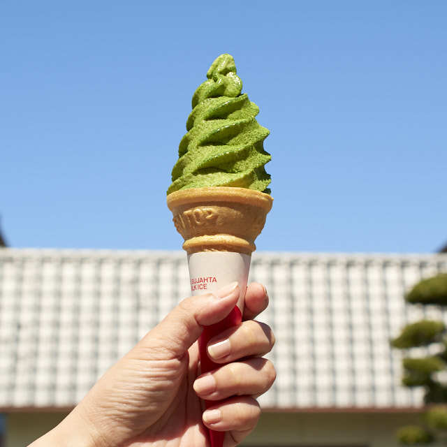 鹿児島グルメ】なんと醤油を使った甘塩っぱいソフトクリーム | ふくおかナビ