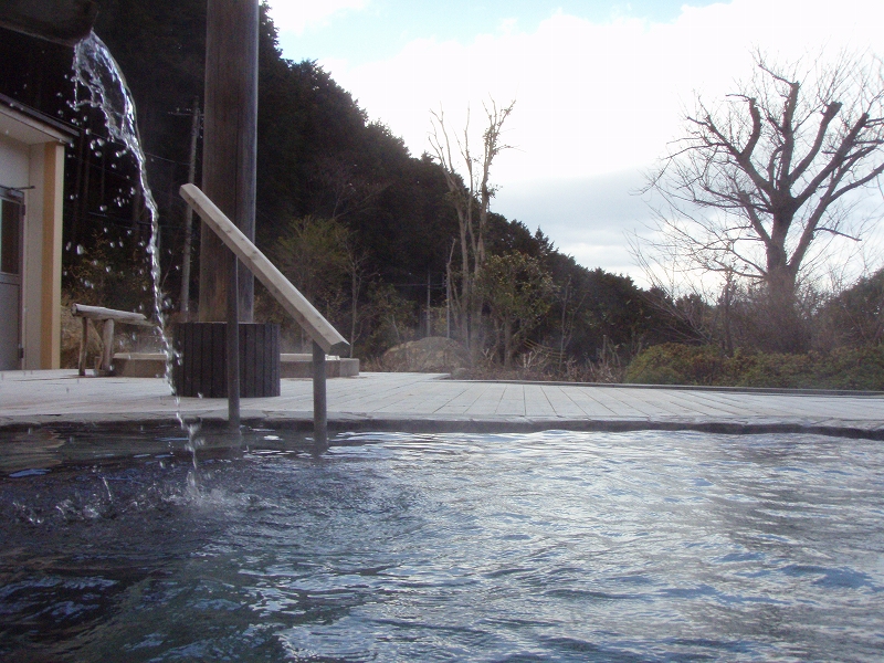 トロン温泉 やすらぎの湯(静岡県浜松市天竜区龍山町戸倉711-2)の入浴施設や温泉施設 - [寄り湯ドットコム]