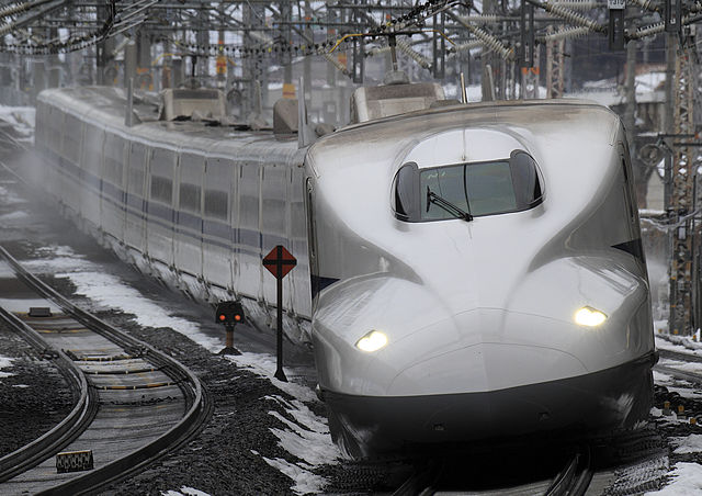 電子版】JR名古屋駅、「のぞみ」撤去始まる 台車亀裂で動けず | 商社・流通・サービス ニュース