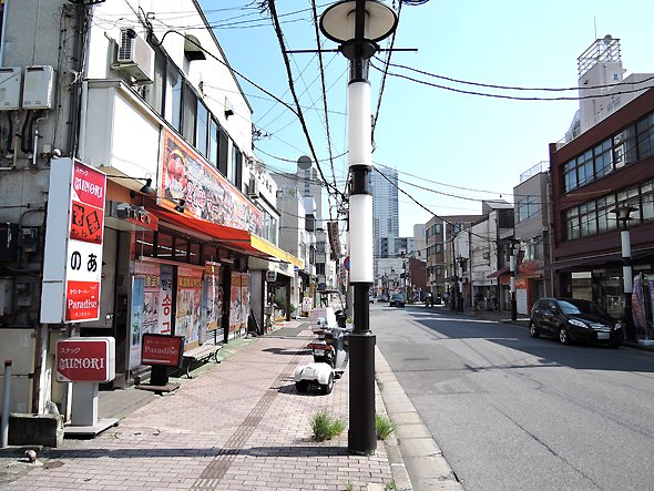 千葉「栄町東通り」”関東地方屈指の歓楽街”と呼ばれた栄町を歩く －栄町⑴ | 商店街・横丁 |