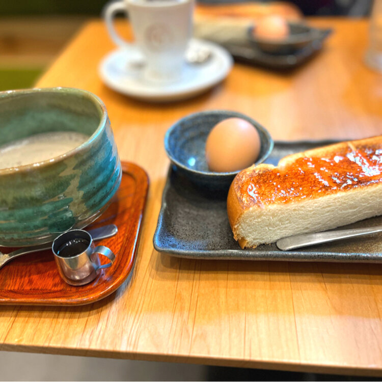 超おしゃれカフェ！愛知・蒲郡市の隠れアシューカフェと足湯体験