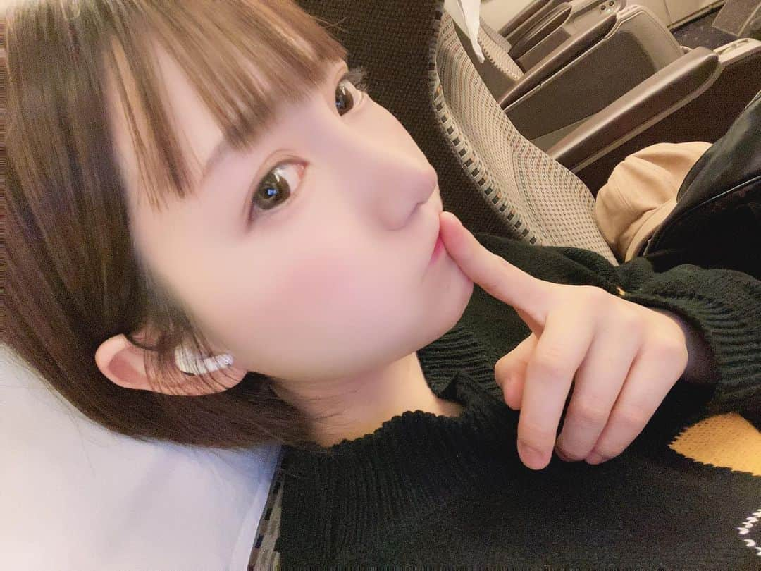 丸の内OLレイナ（美容）さんのインスタグラム写真 - (丸の内OLレイナ（美容）Instagram)「熱から回復しました 3日風邪ひいて寝込んでました