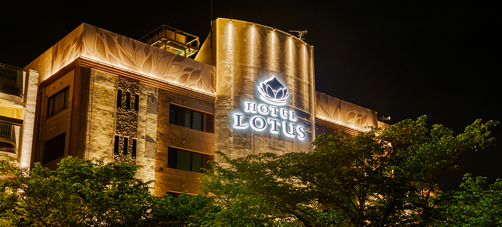 HOTEL LOTUS 滋賀