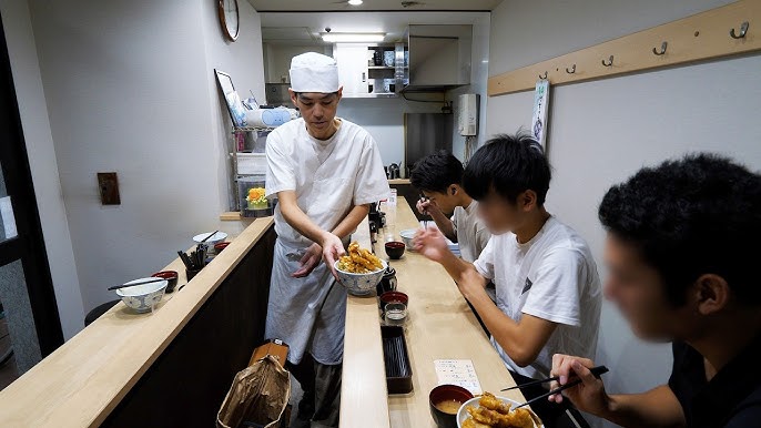 アジア文化を丸ごと飲み込む「新大久保」 駅の右と左で異なる街並みが映し出す近未来ニッポン | アーバンライフ東京