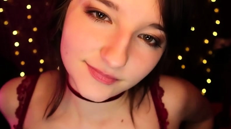 AftynRose ASMR Slowly Undressing