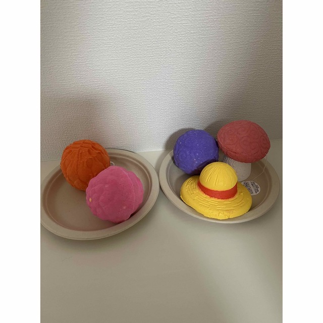 LUSH - LUSHスノーフェアリーシャワージェル＋キャンディーケーンバスボムセット をオンライン購入